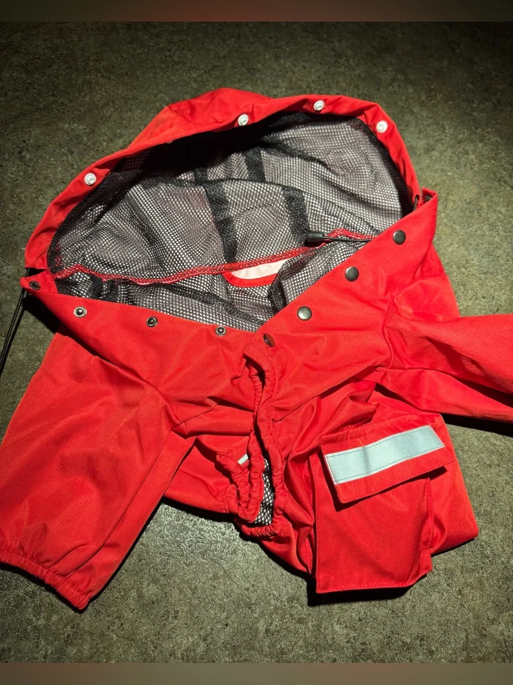 Pina Coat Red Dog Rainjacket Raincoat Pockets Reflective Strips XL fits Medium